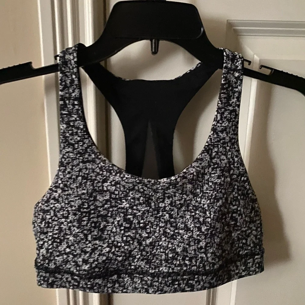 Lululemon Print Racerback Bra - Picture 3 of 7